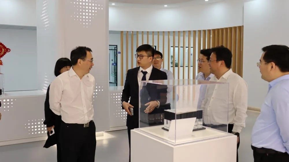 3.webp.jpg 3.webp.jpg