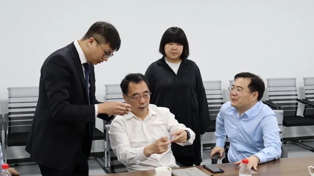 4.webp.jpg 4.webp.jpg